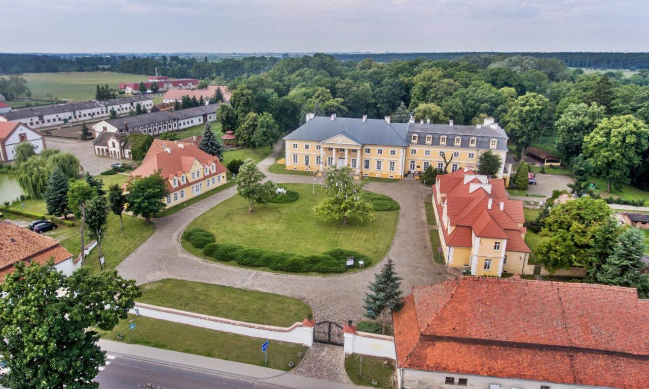 Palac Racot Kościan Esterno foto